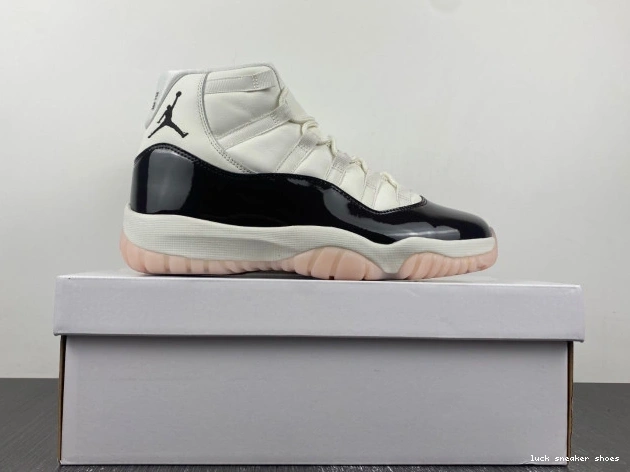 Rep LUCY AR0715-101 WMNS 11 Neapolitan Air Jordan 0731